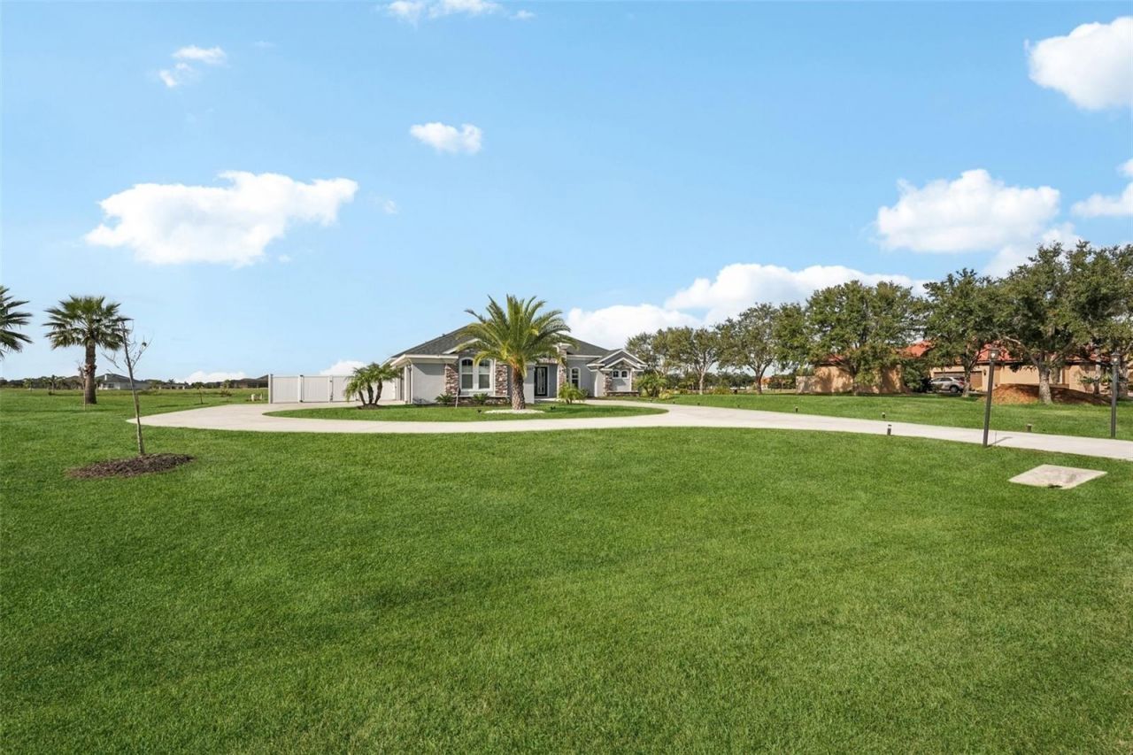 5027 Lake Toscana Drive, Wimauma, FL 33598 Photo