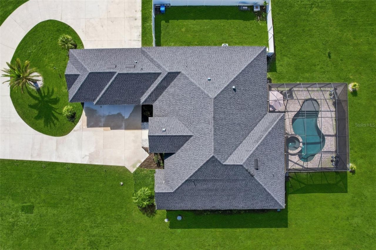 5027 Lake Toscana Drive, Wimauma, FL 33598 Photo