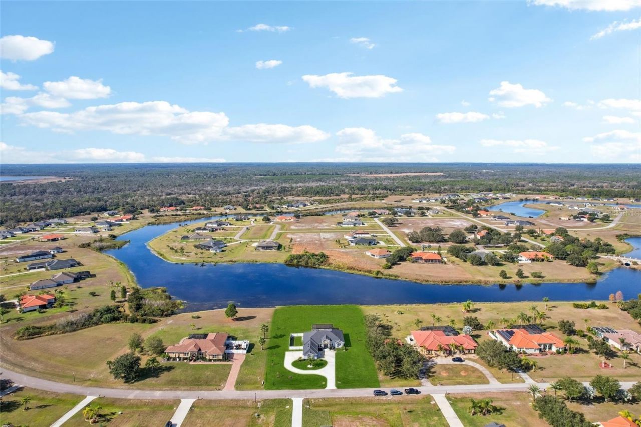 5027 Lake Toscana Drive, Wimauma, FL 33598 Photo