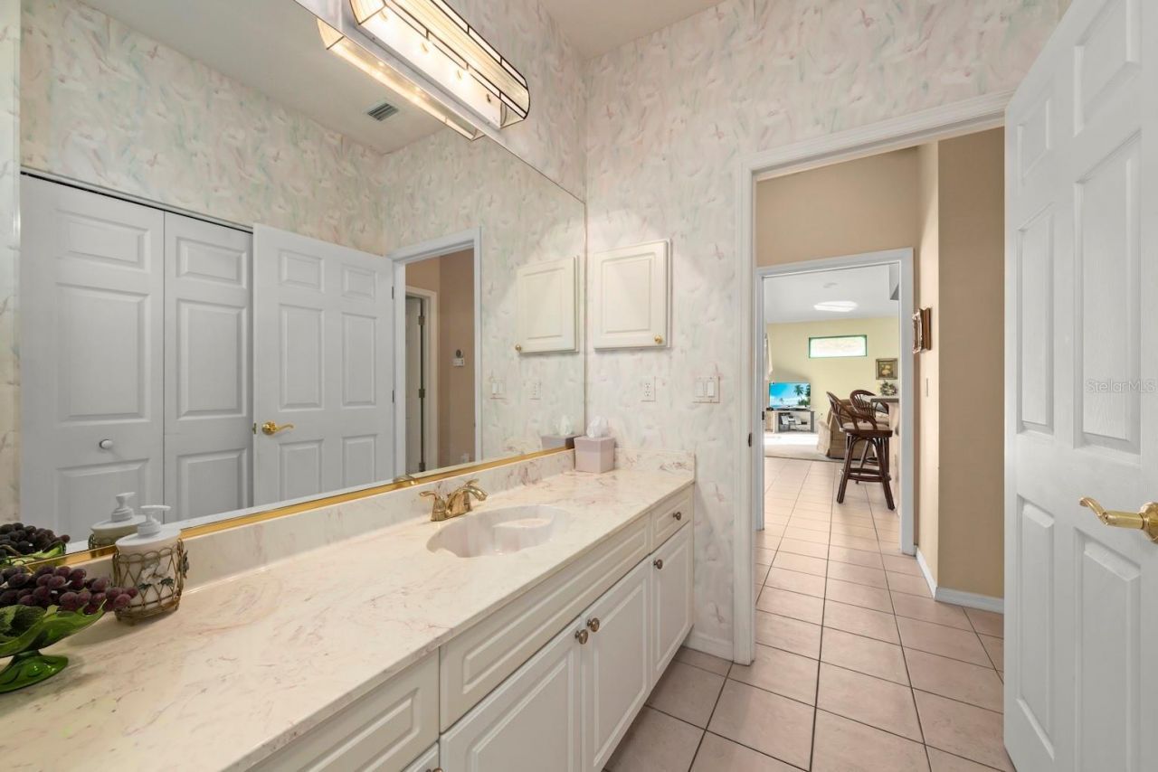 4356 Marcott Circle, Sarasota, FL 34233 Photo