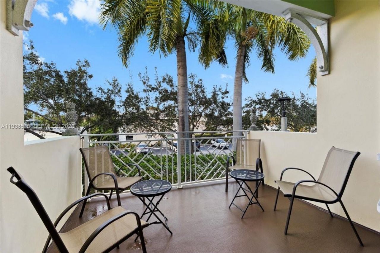 630 SE 15th St, Unit 3, Fort Lauderdale, FL 33316 Photo