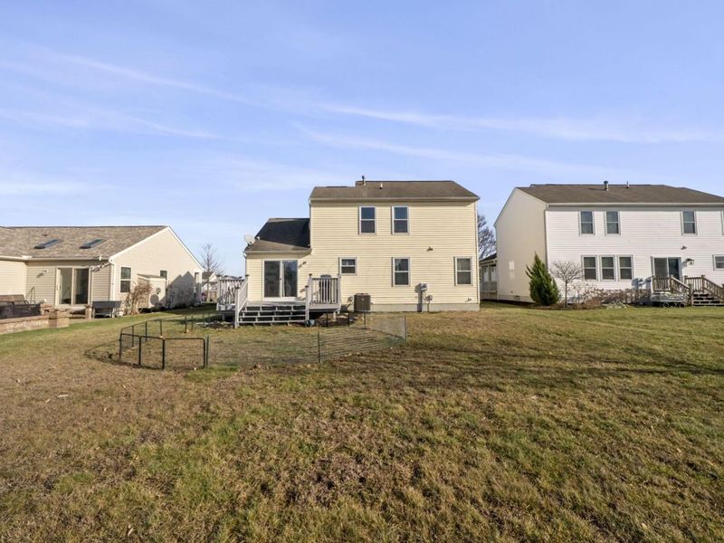 1023 Margate Circle, London, OH 43140 Photo 9