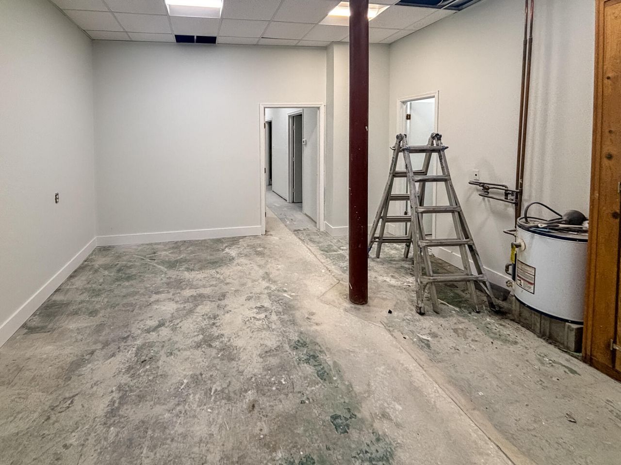 1662 Savannah Highway Photo 10