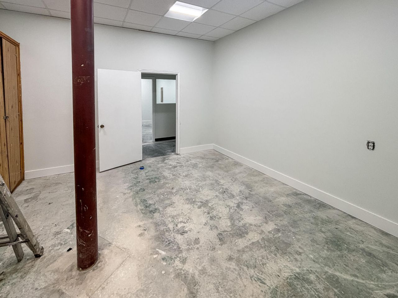 1662 Savannah Highway Photo 16