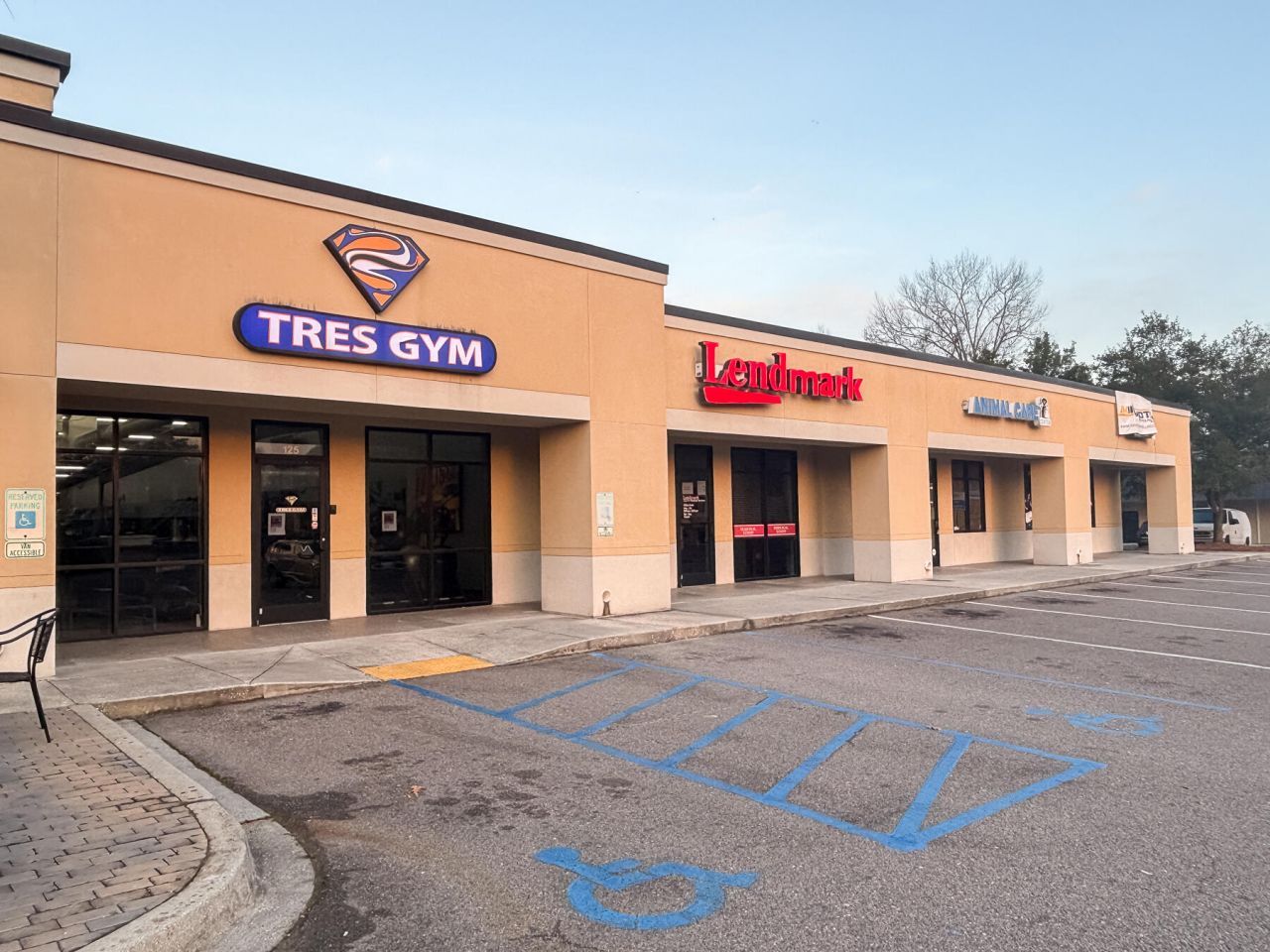 1662 Savannah Highway Photo 23