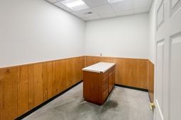 1662 Savannah Highway photo 4