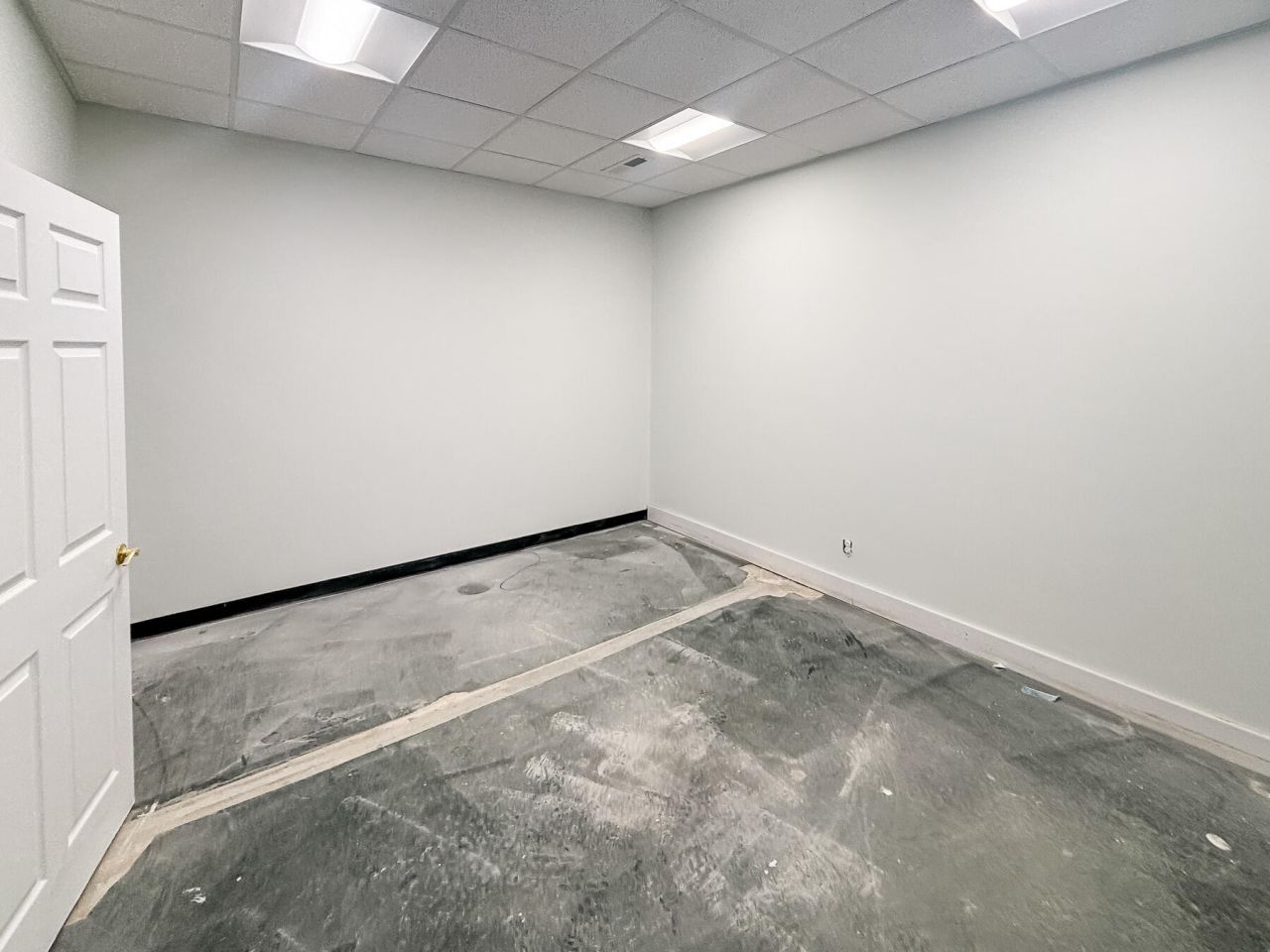 1662 Savannah Highway Photo 9