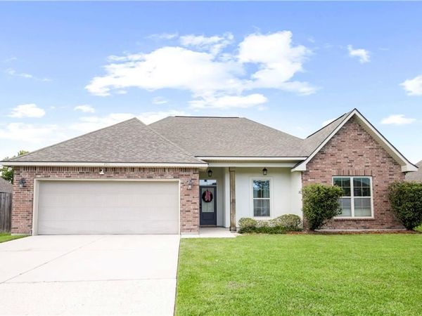 733 ENGLISH OAK Drive, Madisonville, LA 70447