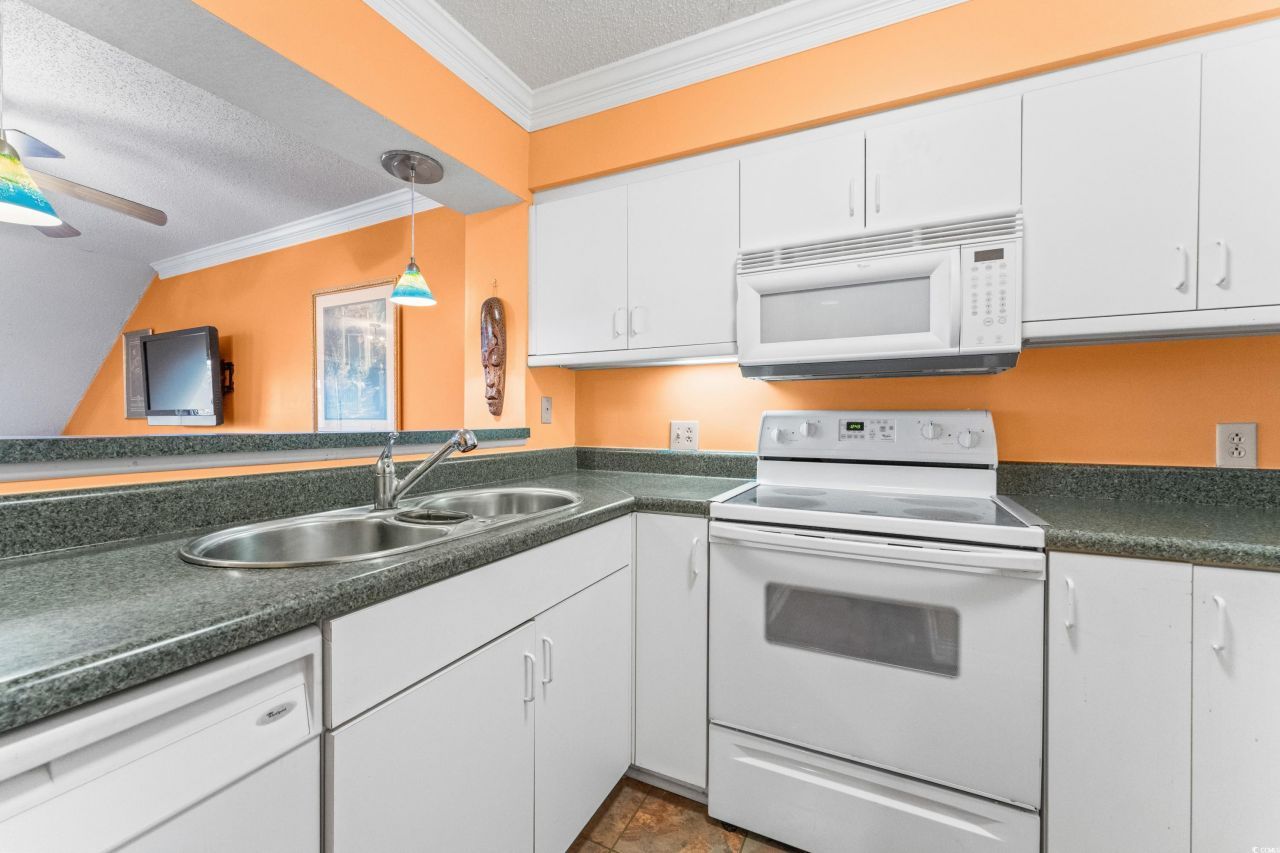 180 Rothbury Circle Photo 10