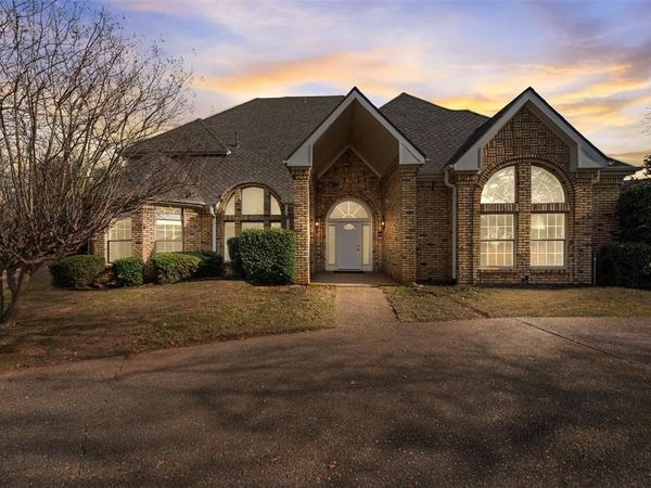 3302 Scarborough Lane Court, Colleyville, TX 76034