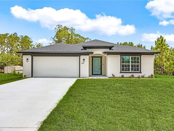 365 Woodburn DR, LEHIGH ACRES, FL 33972