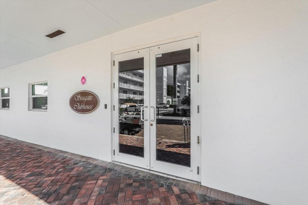 2014 S Federal Highway, Unit 308, Boynton Beach, FL 33435 Photo