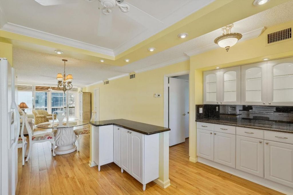 2014 S Federal Highway, Unit 308, Boynton Beach, FL 33435 Photo