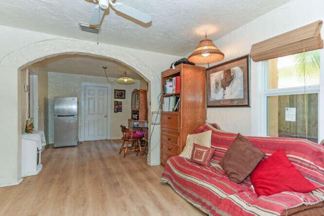 317 N D Street E, Lake Worth Beach, FL 33460 Photo