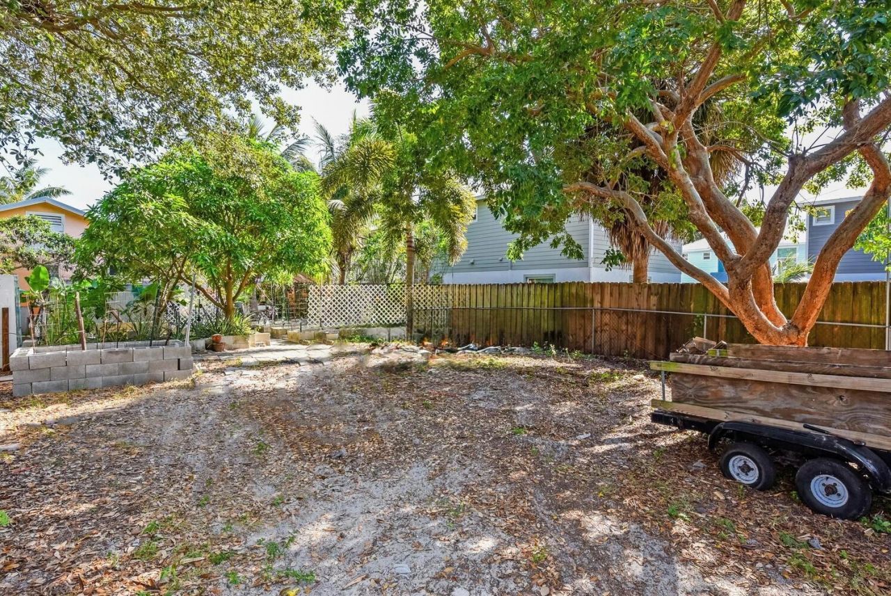317 N D Street E, Lake Worth Beach, FL 33460 Photo