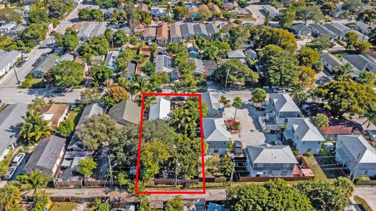 317 N D Street E, Lake Worth Beach, FL 33460 Photo