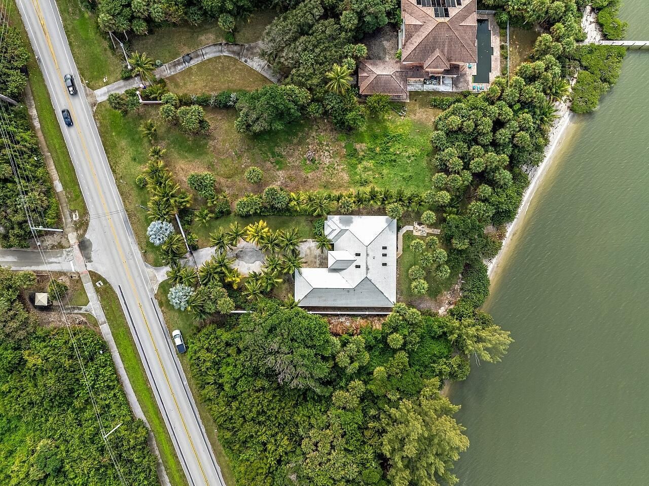8601 S Ocean Drive, Jensen Beach, FL 34957 Photo