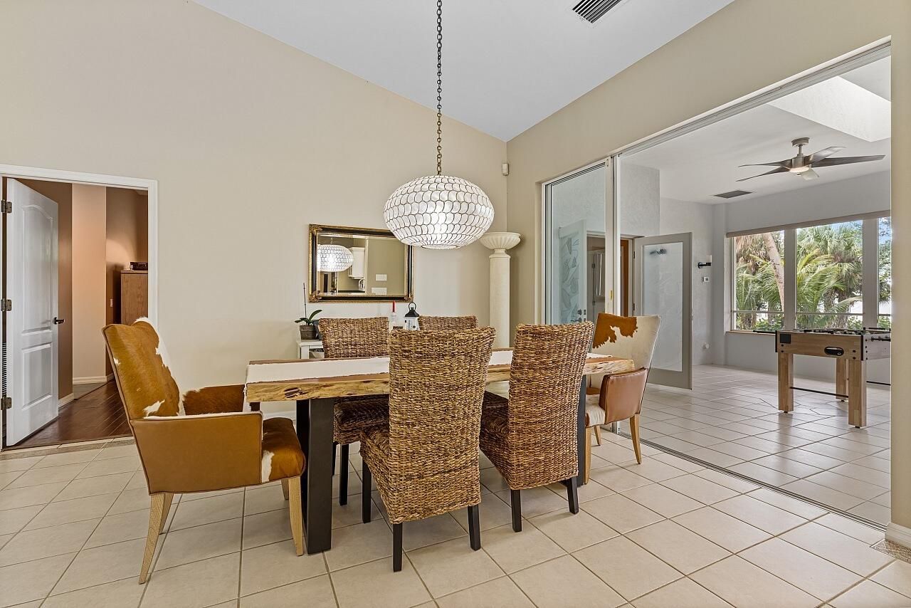 8601 S Ocean Drive, Jensen Beach, FL 34957 Photo