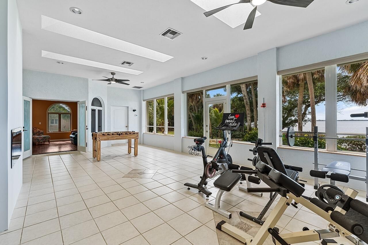 8601 S Ocean Drive, Jensen Beach, FL 34957 Photo