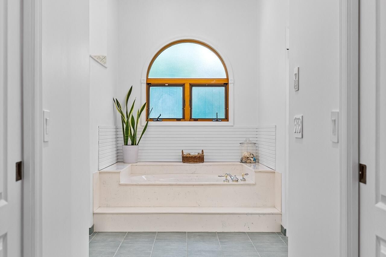 8601 S Ocean Drive, Jensen Beach, FL 34957 Photo