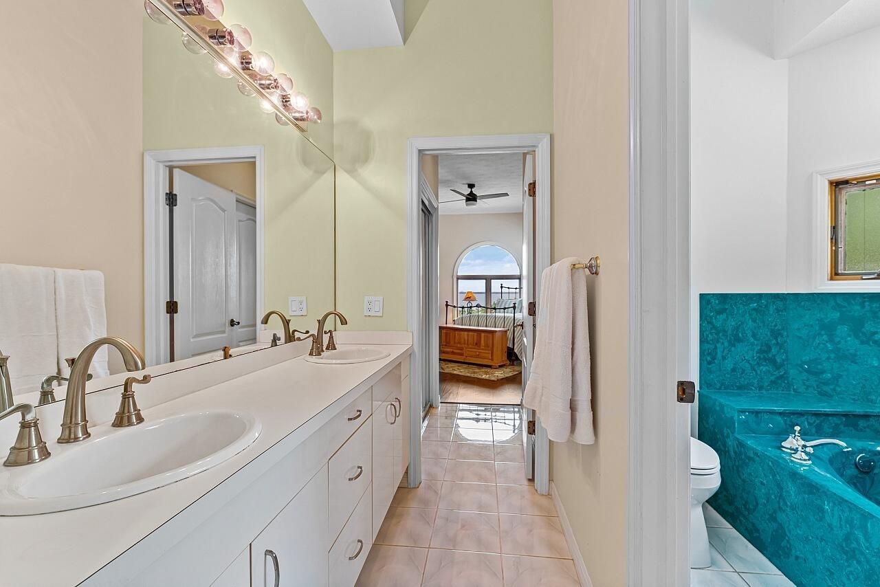 8601 S Ocean Drive, Jensen Beach, FL 34957 Photo