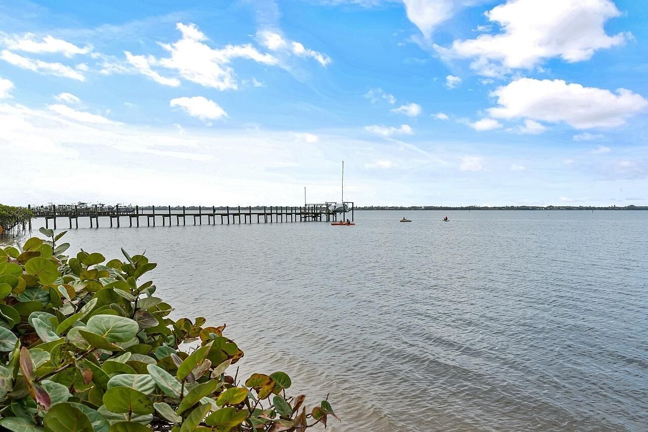 8601 S Ocean Drive, Jensen Beach, FL 34957 Photo