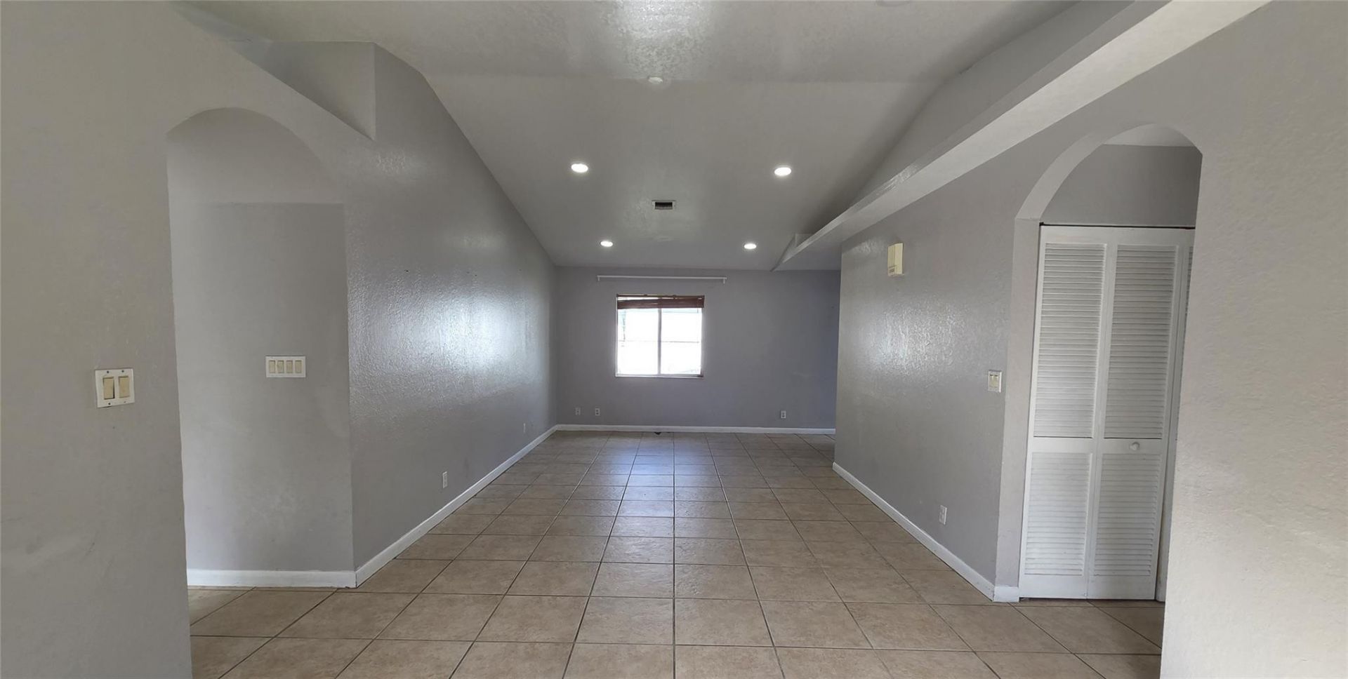 1649 SW 28th Terrace, Fort Lauderdale, FL 33312 Photo