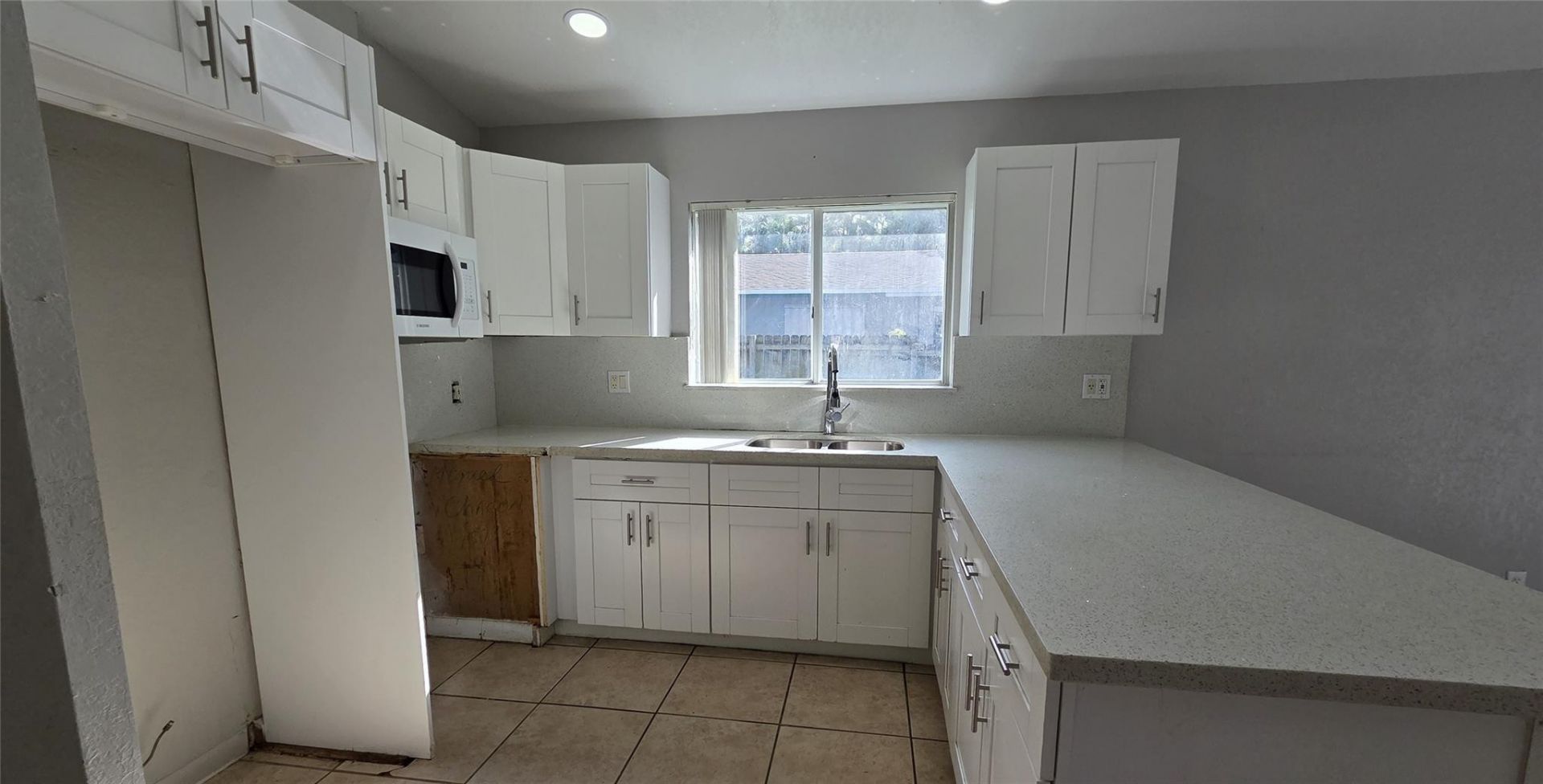 1649 SW 28th Terrace, Fort Lauderdale, FL 33312 Photo