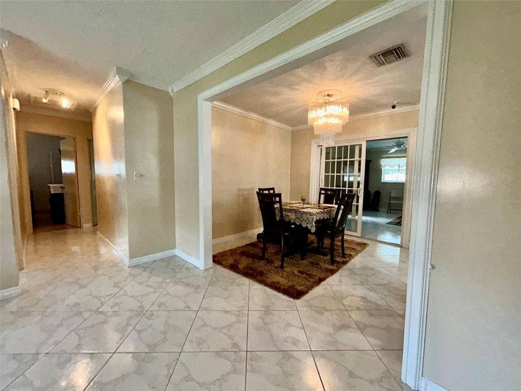 5971 NE 6th Avenue, Fort Lauderdale, FL 33334 Photo