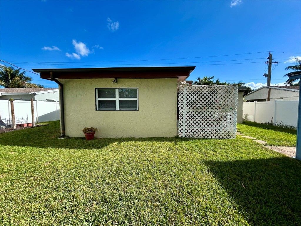 5971 NE 6th Avenue, Fort Lauderdale, FL 33334 Photo