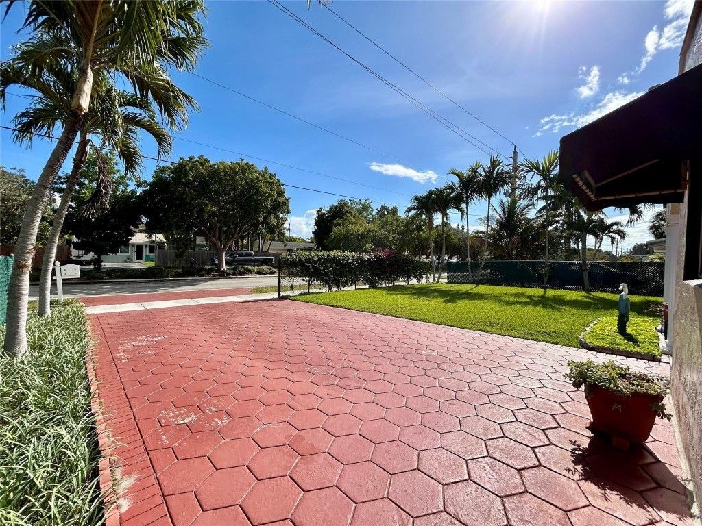 5971 NE 6th Avenue, Fort Lauderdale, FL 33334 Photo