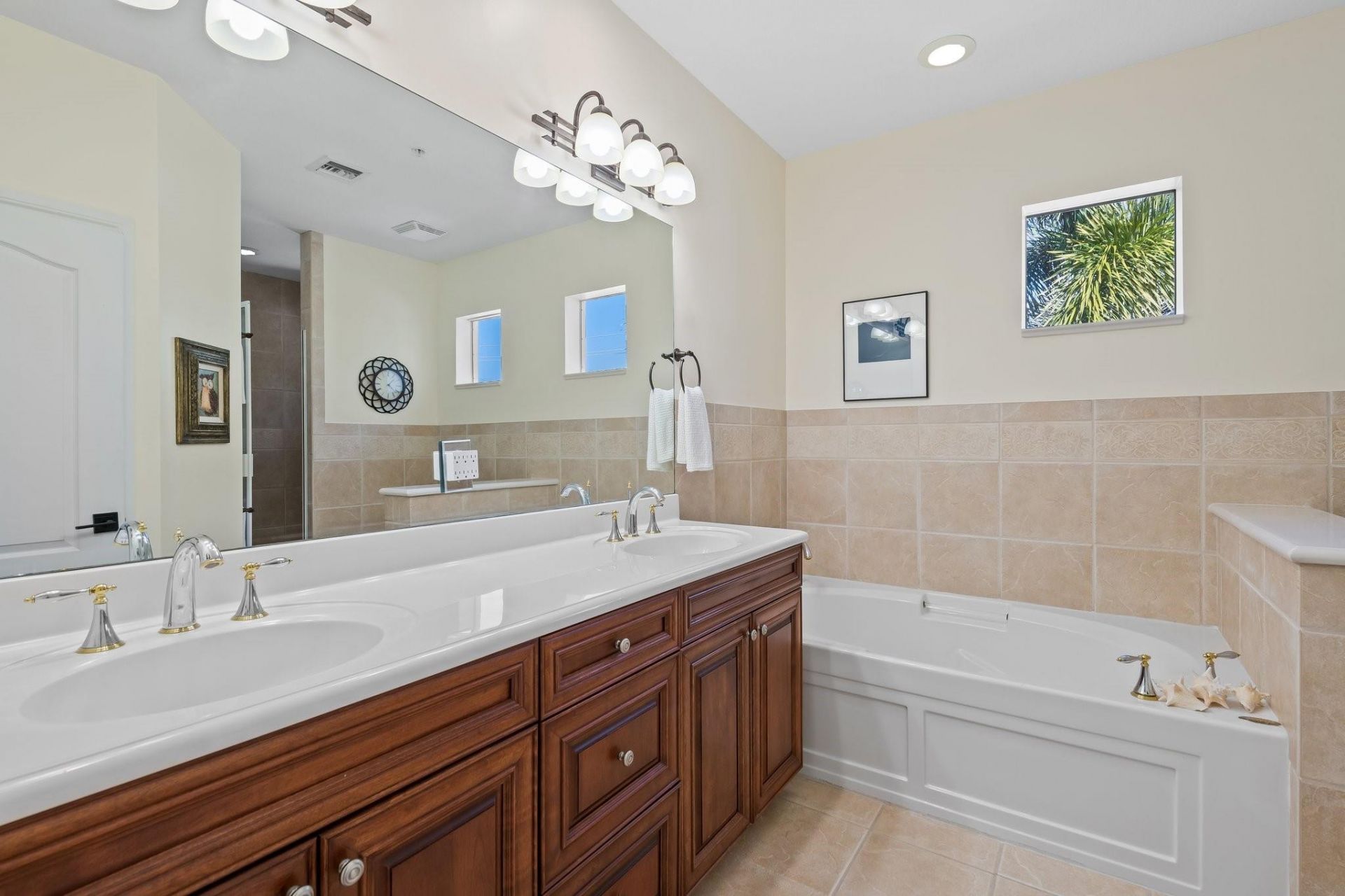 844 N Victoria Park Road, Fort Lauderdale, FL 33304 Photo