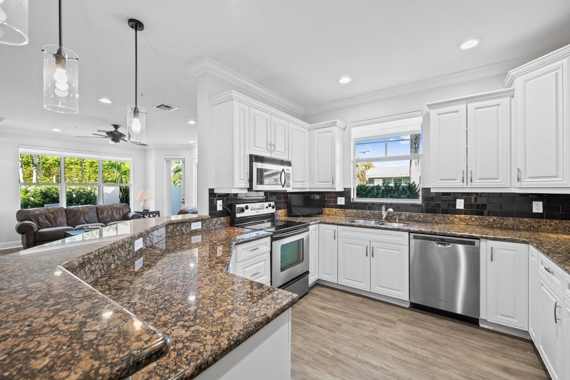 844 N Victoria Park Road, Fort Lauderdale, FL 33304 Photo