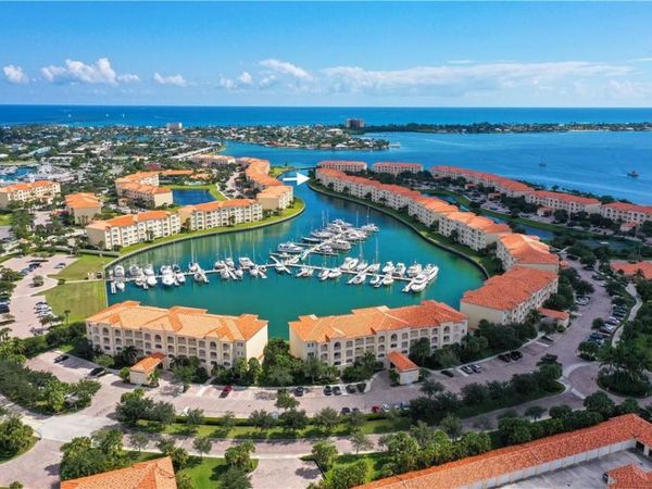 19 Harbour Isle Drive W, Unit 106, Hutchinson Island, FL 34949