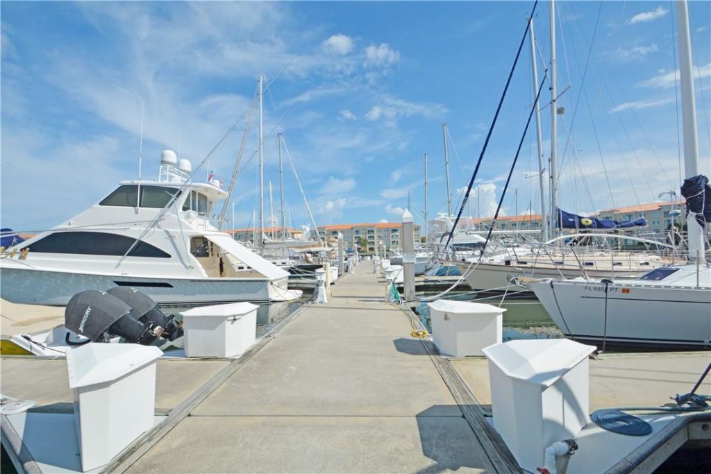 19 Harbour Isle Drive W, Unit 106, Hutchinson Island, FL 34949 Photo