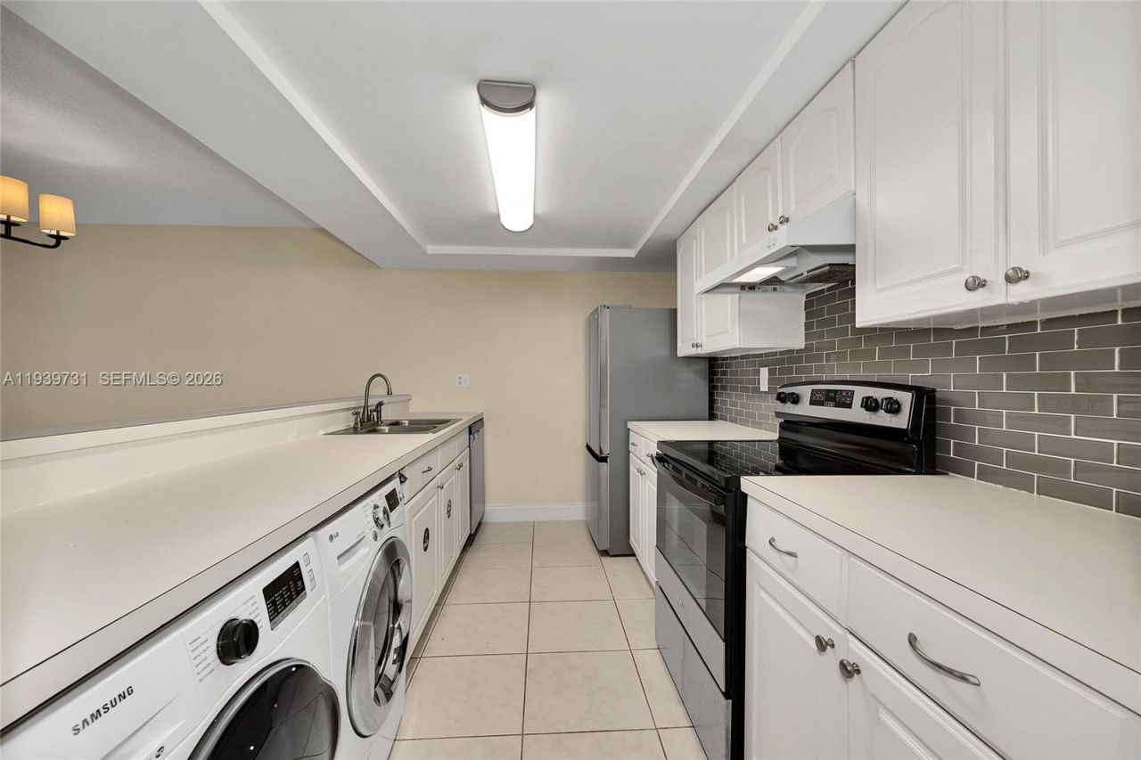 9079 SW 133rd Ct, Unit F, Miami, FL 33186 Photo