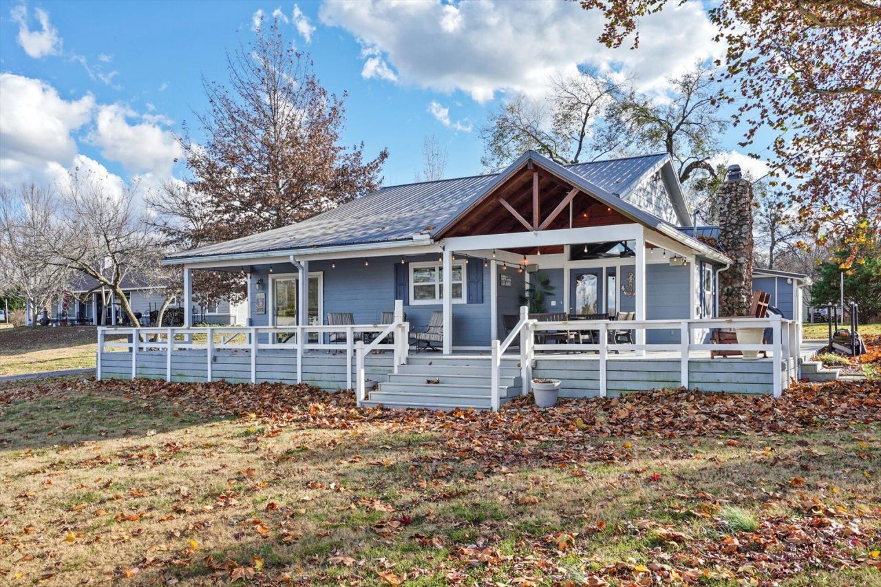 447684 Anchors End, Unit #7, Ketchum, OK 74349 Main Photo