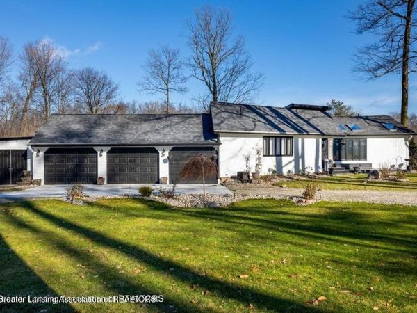 11500 Eden Trail, Eagle, MI 48822