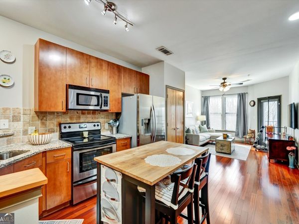 898 Oak Street SW, Unit 3318, Atlanta, GA 30310