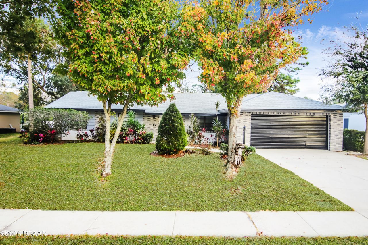 937 Chickadee Drive, Port Orange, FL 32127 Main Photo