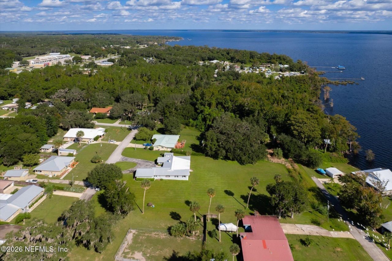 730 N Park Street, Crescent City, FL 32112 Photo