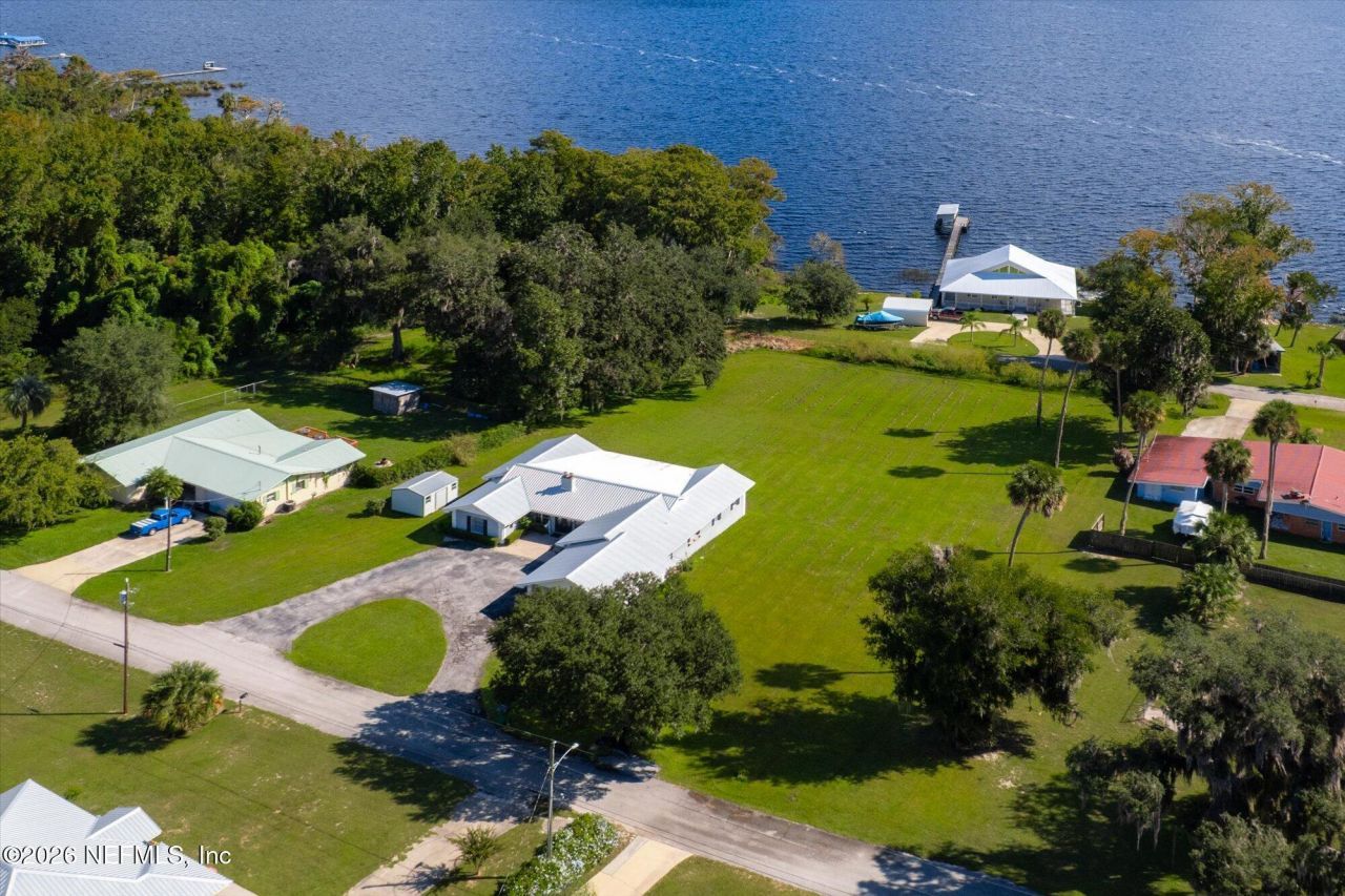 730 N Park Street, Crescent City, FL 32112 Photo