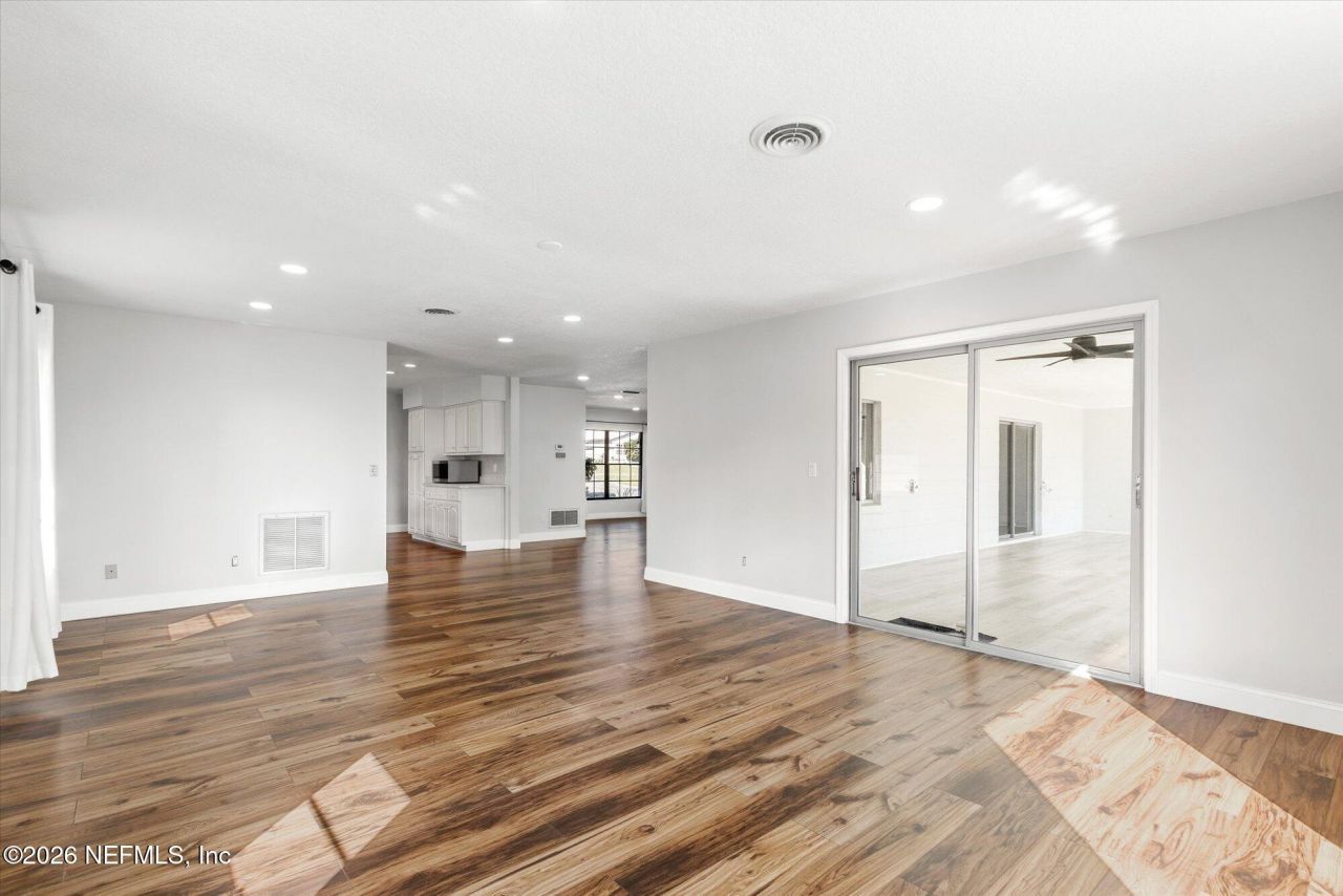 730 N Park Street, Crescent City, FL 32112 Photo