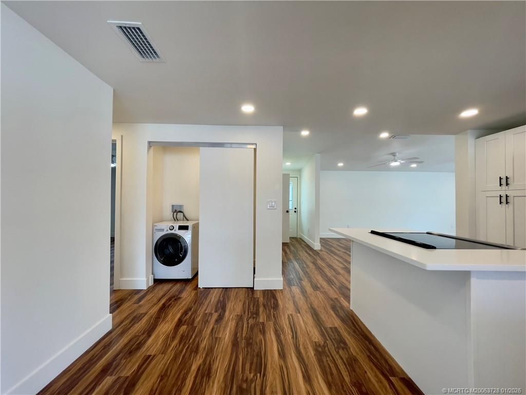 2555 Pga Boulevard, Unit 421, Palm Beach Gardens, FL 33410 Photo