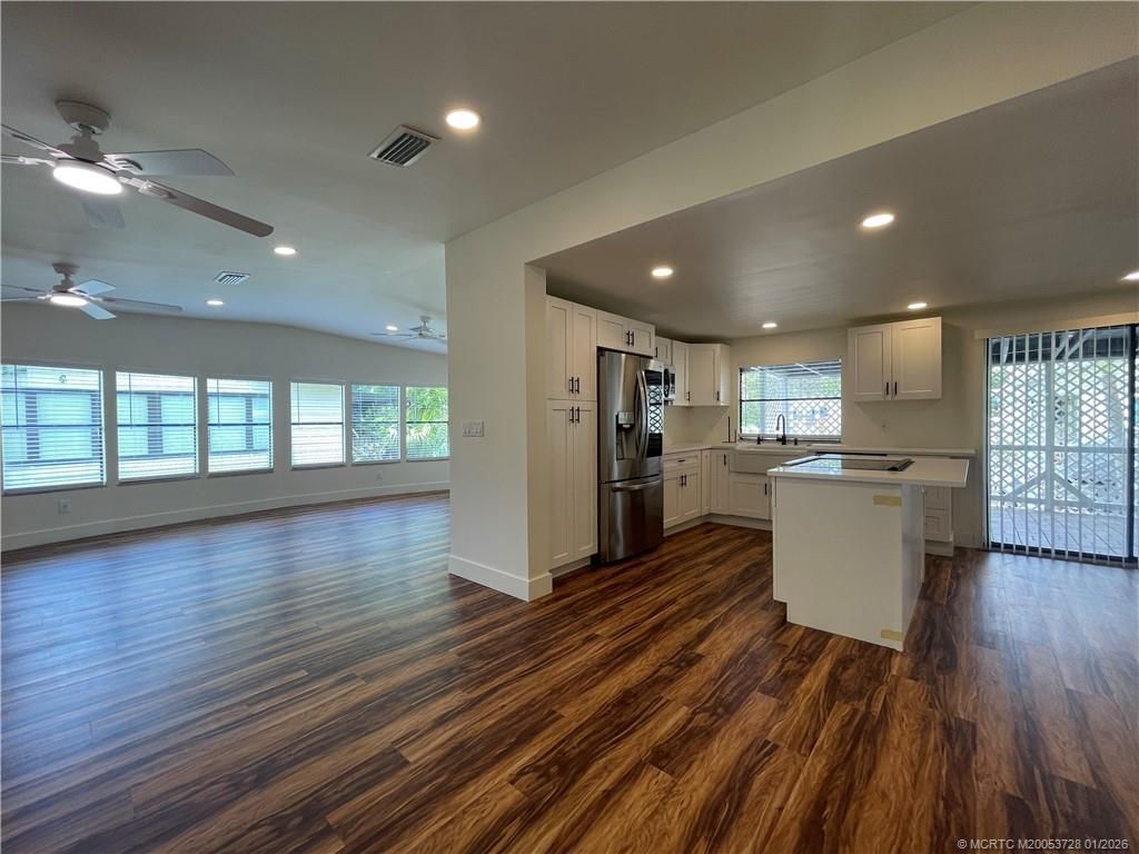 2555 Pga Boulevard, Unit 421, Palm Beach Gardens, FL 33410 Photo