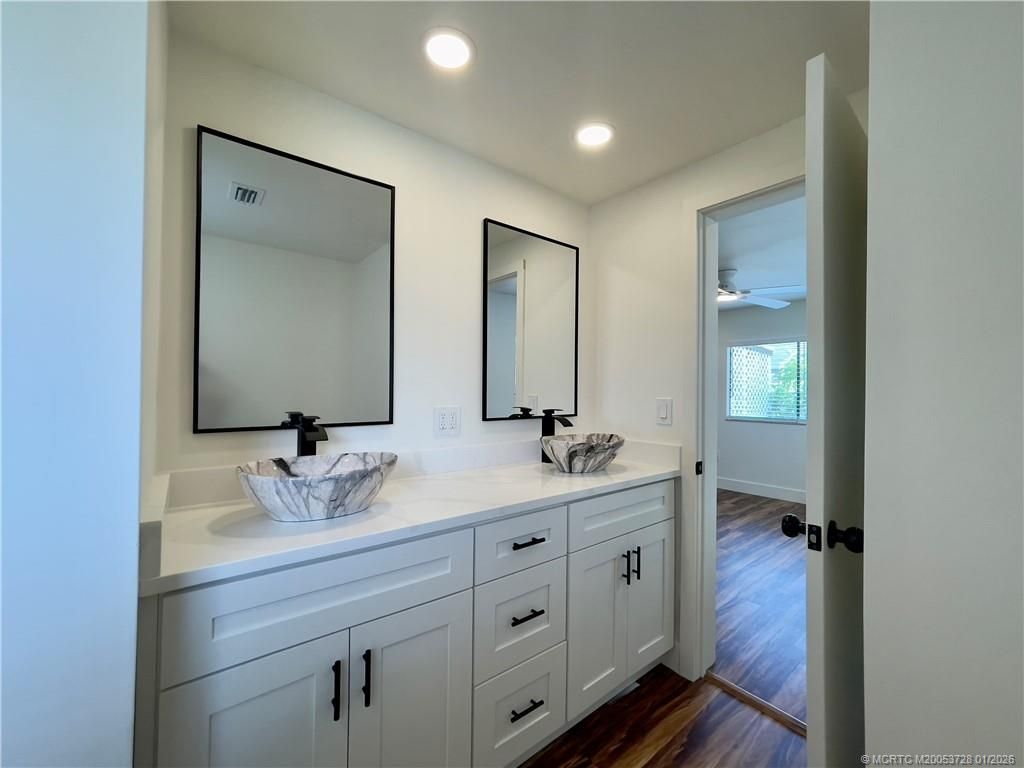 2555 Pga Boulevard, Unit 421, Palm Beach Gardens, FL 33410 Photo