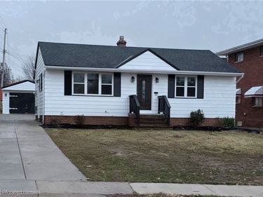 6660 State Road, Parma, OH 44134