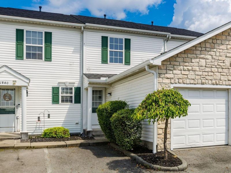 1842 Bashan Drive, Unit 75F, Columbus, OH 43228 Photo 1