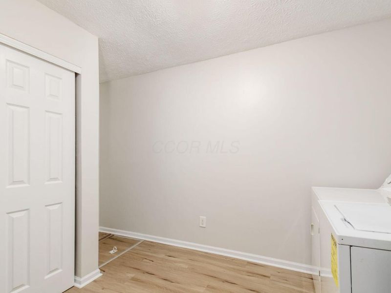 1842 Bashan Drive, Unit 75F, Columbus, OH 43228 Photo 12