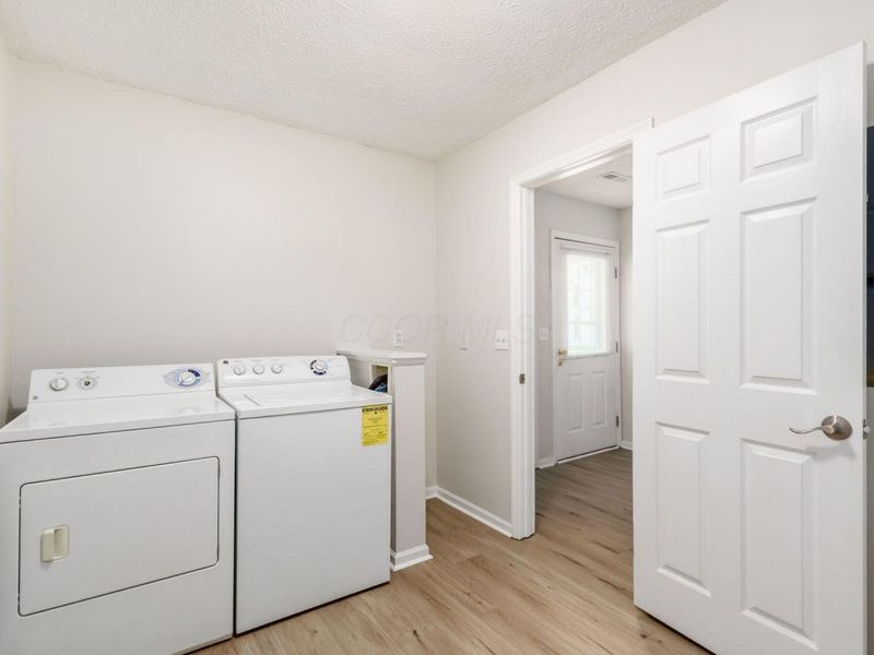 1842 Bashan Drive, Unit 75F, Columbus, OH 43228 Photo 13